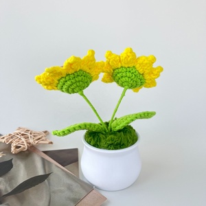 Flores de Girasol Tejidas a Crochet, Lindas Flores en Maceta Pequeñas, Regalo para Cumpleaños, Día del Maestro, Graduación, Aniversario, Navidad, Decoración - Product Image 4