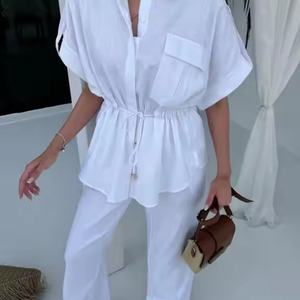 Ensemble deux pièces sur mesure en lin pour femme : chemise d'été à col rabattu et pantalon taille haute - Product Image 6