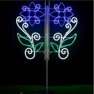 Dış Mekan Sokak Aydınlatma Direği Motif Işık Dekorasyonu Festivali Dış Mekan Su Geçirmez Noel Süslemeleri Led Direk Motif Sokak Lambaları - Product Image 3