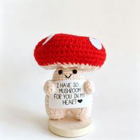 Poupée Champignon Tricotée à la Main, Adorable Décoration de Bureau en Fil Crocheté Style Art Déco, Excellent Cadeau pour Pâques et Anniversaire, Décoration Intérieure