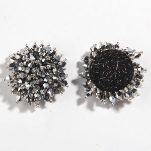 แผ่นปะติดลูกปัดดอกไม้สำหรับกระเป๋าผ้าแฟชั่นสำหรับเย็บติดด้วยกระดุมติดคริสตัลพลอยเทียม3D - Product Image 6