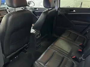 Usato VW <span class=keywords><strong>Tiguan</strong></span> <span class=keywords><strong>2015</strong></span> 1.8TSI automatico 2WD edizione di lusso - Product Image 6