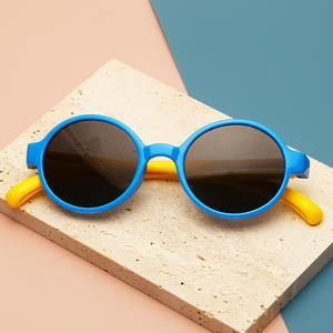 <span class=keywords><strong>Occhiali</strong></span> <span class=keywords><strong>da</strong></span> <span class=keywords><strong>sole</strong></span> per bambini UV400 per ragazzi e ragazze <span class=keywords><strong>occhiali</strong></span> <span class=keywords><strong>da</strong></span> cartone animato per bambini comodo alla moda per bambini con cornice per PC - Product Image 2