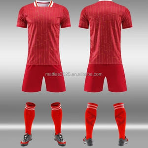 طقم زي كرة قدم مخصص للأطفال من الجنسين - قميص وشورت سريع الجفاف 100% بوليستر للتدريب - Product Image 5