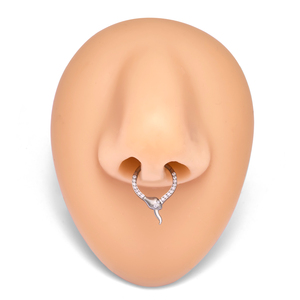 Nouvelle Tendance Anneau de Nez en Titane G23 F136 Forme Serpent avec Incrustation CZ, Boucle d'Oreille Segmentée, Clips <span class=keywords><strong>Tragus</strong></span>, Anneau à Charnière, Bijoux de <span class=keywords><strong>Piercing</strong></span> pour Femme - Product Image 6