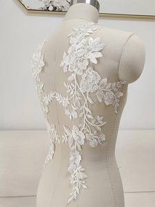 Patch floral brodé à la main de haute qualité avec sequins blancs naturels et effet miroir pour robes de mariée DIY, à appliquer sur la poitrine et le <span class=keywords><strong>dos</strong></span> - Product Image 5