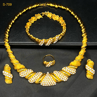 Juego de Collares de Cristal de Lujo para Mujer, Estilo Dubái, Joyería Chapada en Oro, Aretes, Anillo, Pulsera, Conjuntos de Joyería al por Mayor para Bodas