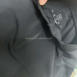 T-shirt de sport pour homme à col zippé, manches longues semi-zippées et tissu respirant, idéal pour l'entraînement de football - Product Image 3