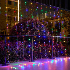 Cortina de Luces LED Navideñas Decoración Festiva 3*3 Metros Guirnalda de Luces Intermitentes para Jardín y Césped Exterior - Product Image 6