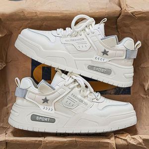 Chaussures tendance pour hommes de haute qualité, nouvelle collection automne, chaussures blanches épaisses à semelle épaisse, chaussures décontractées pour étudiants, chaussures de sport pour hommes - Product Image 4