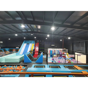 Parc <span class=keywords><strong>de</strong></span> trampolines intérieur multi-usages, arène <span class=keywords><strong>de</strong></span> trampolines professionnelle avec fosse à mousse, panier <span class=keywords><strong>de</strong></span> <span class=keywords><strong>basket</strong></span> et zone <span class=keywords><strong>de</strong></span> saut libre - Product Image 4