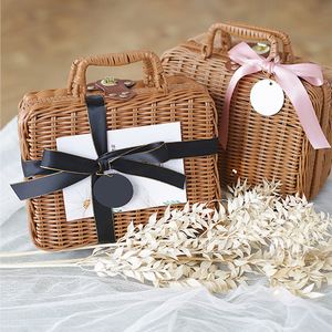 Cesta de almacenamiento de ratán rectangular con asa para organizador de cosméticos, caja de regalo - Product Image 3