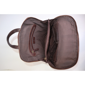 กระเป๋าเป้หนังแท้สำหรับผู้หญิงรุ่นใหม่ล่าสุด ความจุเยอะ หนังวัวฟูลเกรน รับทำโลโก้ ขายส่ง - Product Image 6