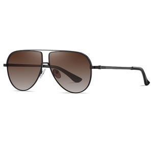JS8540 Logo personalizzato all'ingrosso polarizzati occhiali da sole quadrati bianco metallo UV400 protezione Tac per la guida Logo personalizzabile <span class=keywords><strong>uomo</strong></span> - Product Image 4