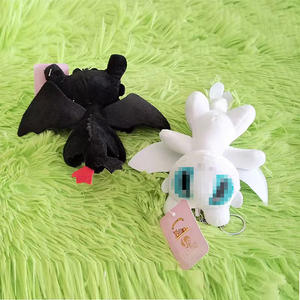 Adorable porte-clés en peluche bébé dragon noir et blanc-Porte-clés de couple Night Light Fury, sac à dos sans dents Charm Plushie Gift - Product Image 6