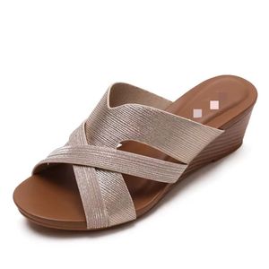 Sandales compensées bohèmes pour femmes, confortables, à bout ouvert, pour la plage et le quotidien - Product Image 1