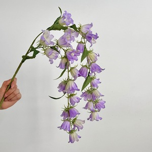 Bellissimi Fiori Artificiali di Campanula Pendenti, Fiori a Campana Sfumati in <span class=keywords><strong>Viola</strong></span> per Composizioni in Vaso e Decorazioni Nuziali - Product Image 1