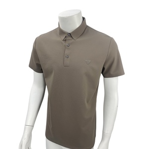 Vente en gros d'usine Polo de sport grande taille pour hommes T-shirt polo classique à manches courtes et revers à triple boutons - Product Image 4