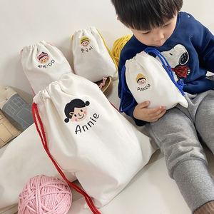 Bolsas de Lona de Algodón Calico con Cordón para Niños, Ecológicas, Económicas, Personalizadas con Bordado y Serigrafía - Product Image 4