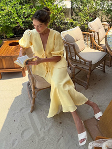 Nouvel ensemble jupe étagée col en V 2026, personnalisable ODM/OEM, avec haut court à volants et jupe longue respirante, ensemble élégant <span class=keywords><strong>2</strong></span> pièces pour femme - Product Image 4