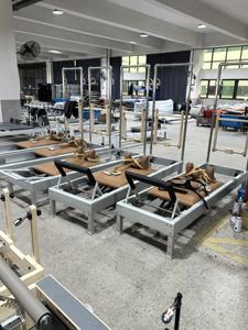 Cama de Pilates Profesional de Alta Gama, Resistente, de Aluminio, Clásica, para Estudio Comercial - Product Image 5