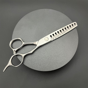 Ciseaux de coiffure CNC en acier inoxydable VG10, 62 mm, ciseaux à effiler pour la beauté, lame standard pour droitiers - Product Image 3