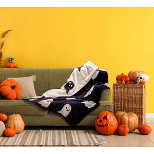 PLAID EN MICROFIBRE 130X160CM SHERPA GHOST TALES - Product Image 1