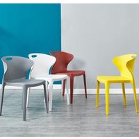 Chaise de salle à manger moderne en plastique épaissi, style minimaliste et luxueux, pour usage domestique, formation, étude, fauteuil pour adulte, résistant aux chocs