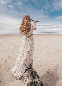 2023 automne <span class=keywords><strong>vacances</strong></span> femmes élégantes à manches courtes à plusieurs niveaux smocké en mousseline de soie Maxi robes - Product Image 2