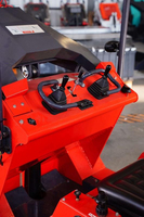 Loader Roda Mini HQ520 0.24m3 yang Tangguh, Kuat, dan Ringkas, dengan Fungsi Backhoe dan Kemudi Skid Steer, Garansi 1 Tahun, Momen Beban Tinggi