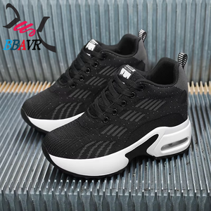 Chaussures de sport respirantes à semelle épaisse pour femme, tendance automne-printemps 2025, rehaussant la taille, en maille, style mode - Product Image 1