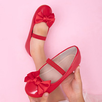 Chaussures plates brillantes à bout rond pour filles, mignonnes, noires et rouges, à scratchs, pour fêtes et scènes, style Princesse