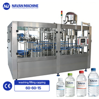 Machine de lavage, remplissage et bouchage 3 en 1 entièrement automatique, certifiée CE, en acier inoxydable, haute vitesse, pour PET