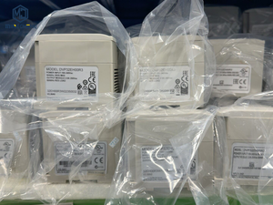 DVP32EH00R3 PLC คอนโทรลเลอร์ลอจิกแบบตั้งโปรแกรมได้ โมดูลควบคุมอุตสาหกรรม 100-240V AC อินพุต ระบบควบคุมอัตโนมัติประสิทธิภาพสูง - Product Image 1
