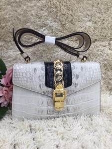 Bolso Bandolera de Mujer 100% Piel de Cocodrilo, Diseño de Sobre, Logotipo Personalizado, Moda de Lujo - Product Image 4