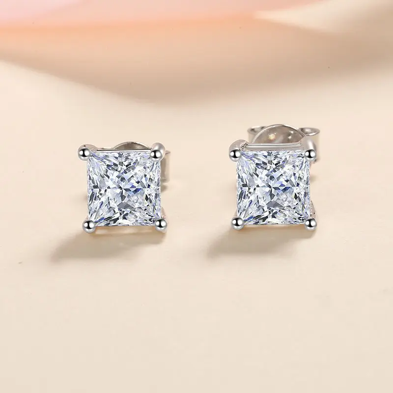 卸売ジュエリーファイン925スターリングシルバースタッドピアスプリンセスカット1.2CT VVS1Dカラーモアッサナイトダイヤモンドイヤリング女性用