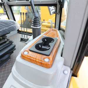 Portavasos para coche con diseño de grano de madera, doble compartimento, para accesorios interiores de cabina de maquinaria pesada - Product Image 1