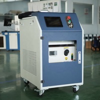Machine de nettoyage laser à fibre pulsée brevetée 500W/1000W pour l'élimination de la rouille sur l'acier au carbone, la pierre et le caoutchouc, nettoyage sans contact (24 mois)
