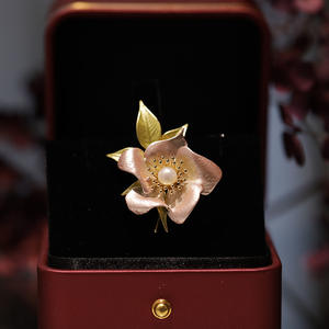 XILIANGFEIZI Tatlı Su İncisi pembe Kamelya Broş Bakır Zirkon Mineli Çiçekler Takı Düğün Partisi Hediyesi İndirimli Satış - Product Image 2