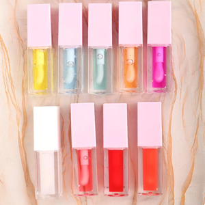 Échantillon pratique de rouge à lèvres blanchissant avec brillant à lèvres antiadhésif et non tachant d'amélioration de la couleur sous forme liquide - Product Image 1