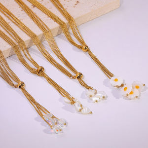 Collane Stratificate Unisex Trendy Minimaliste in Acciaio Inossidabile Placcato Oro 18K con <span class=keywords><strong>Ciondolo</strong></span> <span class=keywords><strong>Margherita</strong></span> Delicato con Diamanti Creati in Laboratorio - Product Image 1