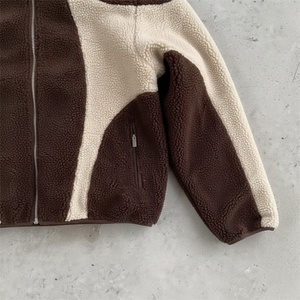 Jaket Sweater Custom Bordir Warna-Warni Patchwork Splicing Full Zip dengan Masker Wajah, Jaket Sherpa Bulu Halus untuk Pria - Product Image 3