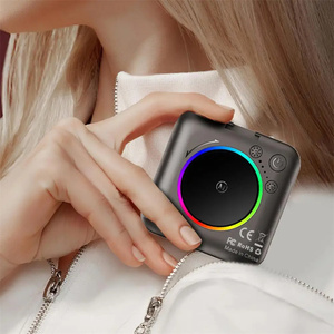 DODOUP Lampe vidéo RVB Mini lampe LED pour caméra 2000mAh Lampe à panneau LED rechargeable Éclairage de remplissage photo vidéo pour Youtube <span class=keywords><strong>Tik</strong></span> <span class=keywords><strong>Tok</strong></span> - Product Image 3