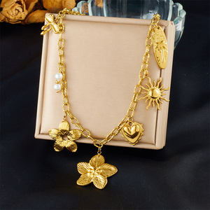 Collana con pendente a forma di conchiglia in acciaio inossidabile Sea Style Tarnish Free Collana con ciondolo a forma di pesce, - Product Image 2