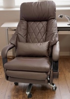 Chaise de bureau exécutive moderne en cuir léger, chaise d'ordinateur pour la maison, design ergonomique inclinable réglable, fonction massage, acier