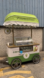 Nouveau chariot de luxe doré 2026 pour crème glacée avec congélateur, logo et auvent personnalisables, chariot mobile de vente alimentaire pour les activités de rue - Product Image 2