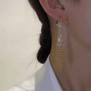 ต่างหูเงินชุบทรงเรขาคณิตหรูหราประดับพู่ยาวระยิบระยับด้วยเพชรซิร์คอนทรงรวงข้าวทันสมัย เหมาะสำหรับงานฉลองครบรอบและงานปาร์ตี้ - Product Image 4
