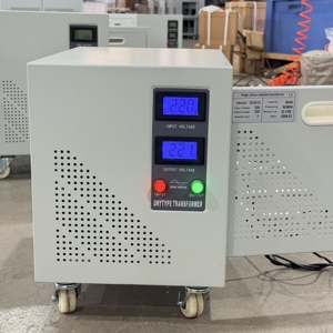 5000VA変圧器のステップアップとダウンAC 110 V <span class=keywords><strong>to</strong></span> <span class=keywords><strong>220V</strong></span> 220 <span class=keywords><strong>to</strong></span> 110 Voltage <span class=keywords><strong>Converter</strong></span> - Product Image 2
