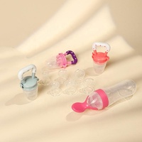 Groothandel Siliconen Baby Fruit Feeder Set Baby Lepel Feeder Groente Fruit Nibbler Zacht Siliconen Baby Voeding Set
