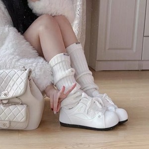 รองเท้าเดินรุ่น Pure White 2026 New Spring - รองเท้าอเนกประสงค์ ดีไซน์แปลกใหม่ น้ำหนักเบา สปอร์ตและลำลองเพื่อความสบาย - Product Image 3